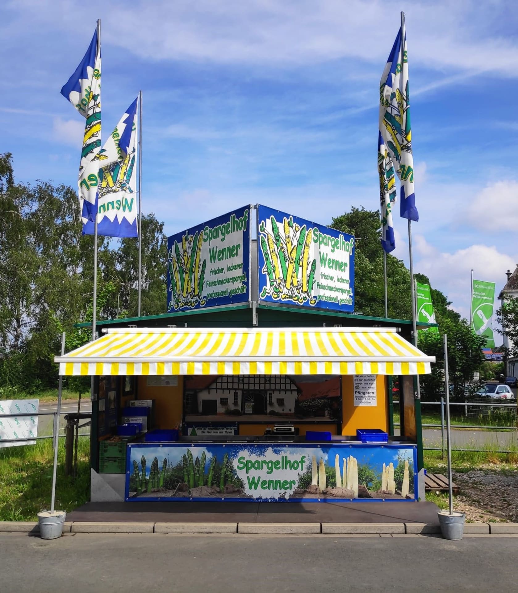 Ein Verkaufsstand im alten Modell